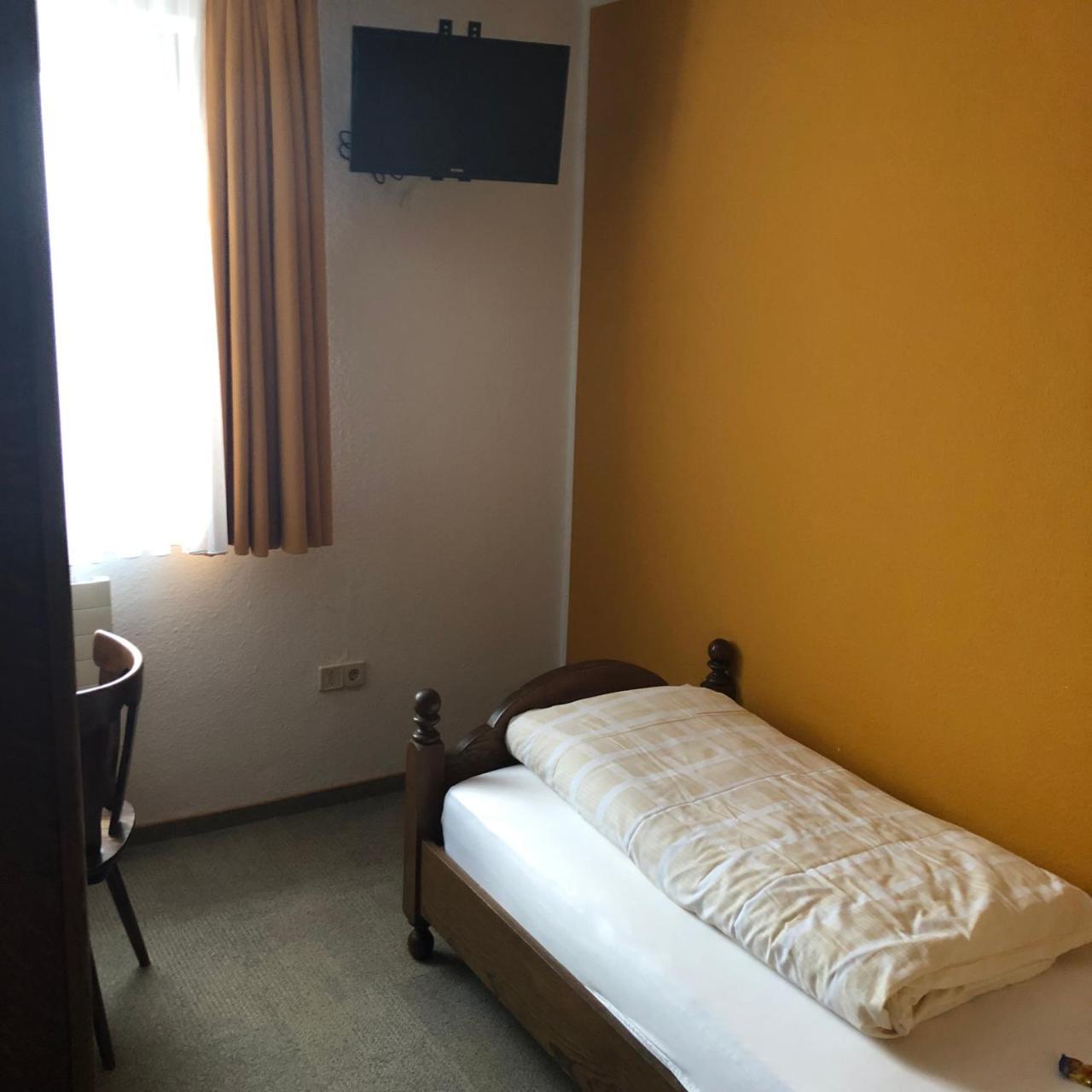 Hotel Garni Schaefer Horrem Exterior photo