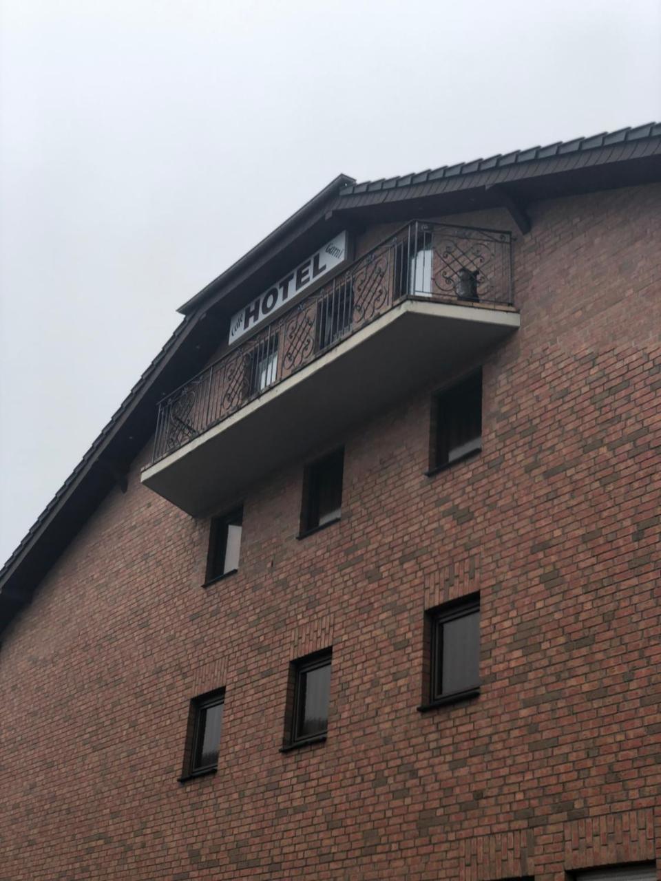 Hotel Garni Schaefer Horrem Exterior photo